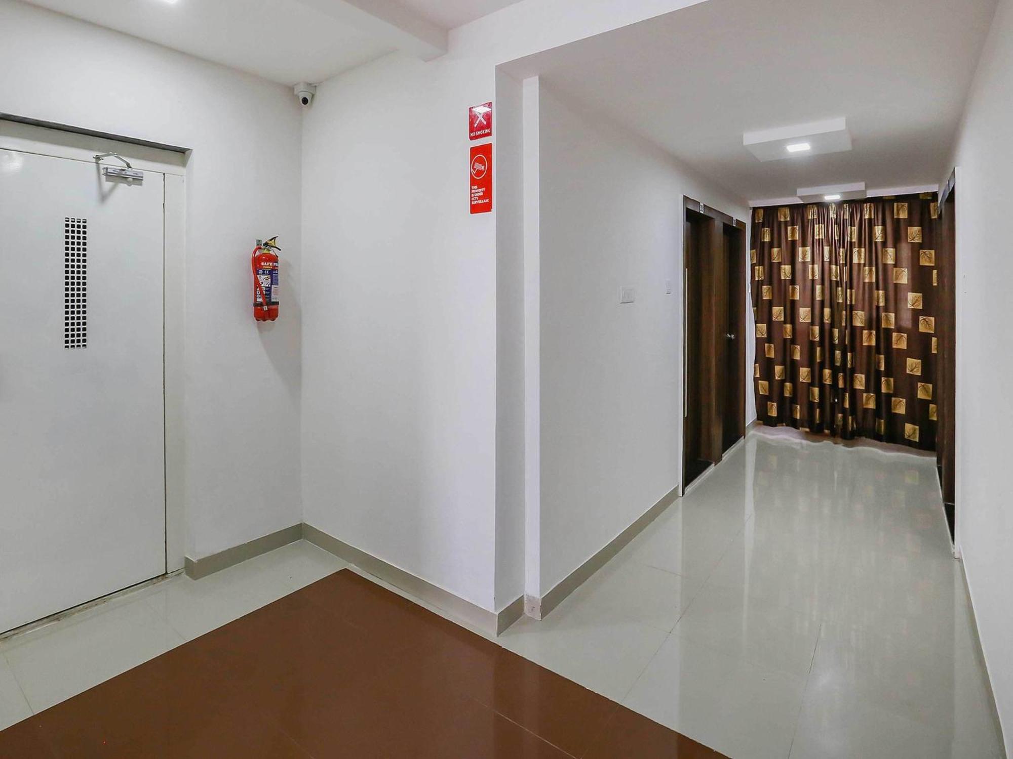 Hotel O Pingara Executive Phursungi Exterior foto