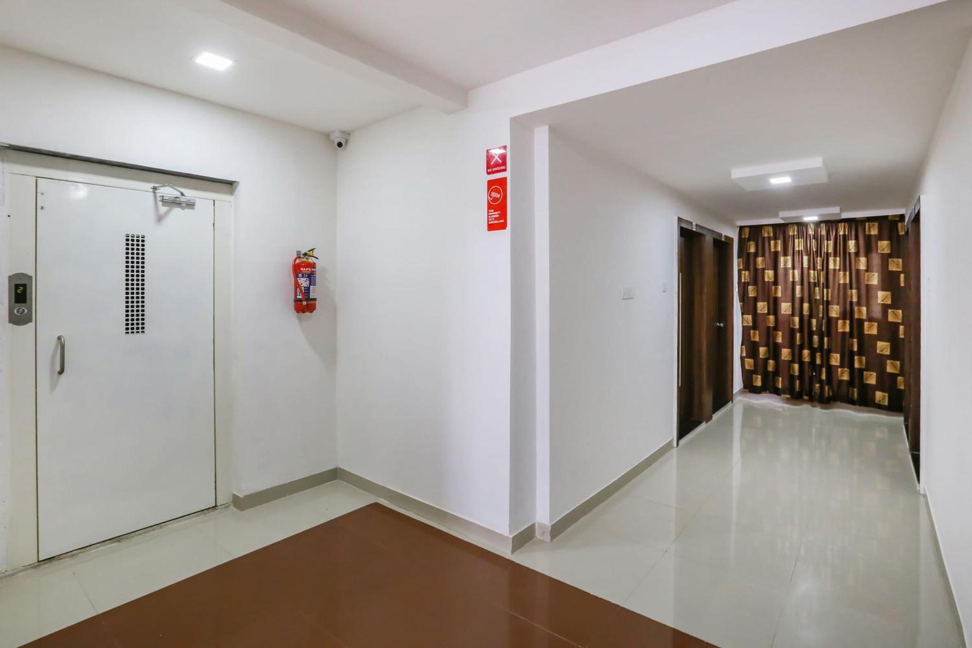 Hotel O Pingara Executive Phursungi Exterior foto